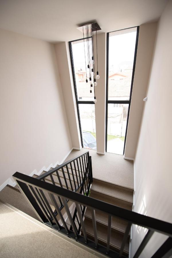 Vila Sarisa Deva Exteriér fotografie